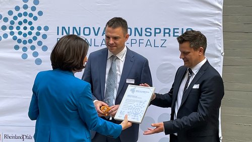 INNOVATION AWARD 